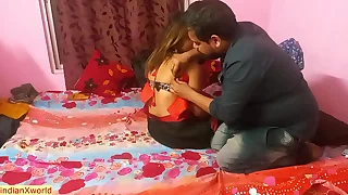Indian paying visitor fucks hot sexy madam at her home&excl; clear hindi audio